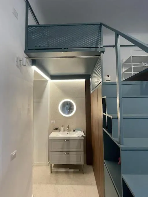 Lovely studio flat in Bocconi-1